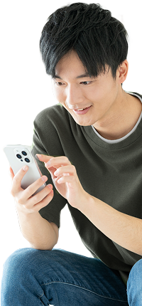 iPhoneを持つ人の画像